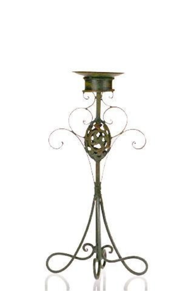 METAL METALS WARE WARES URN URNS SMALL SMALLS CANDLE CANDLES SCROLL SCROLLS 55CMH 55CMHS CANDELABRA CANDELABRAS S